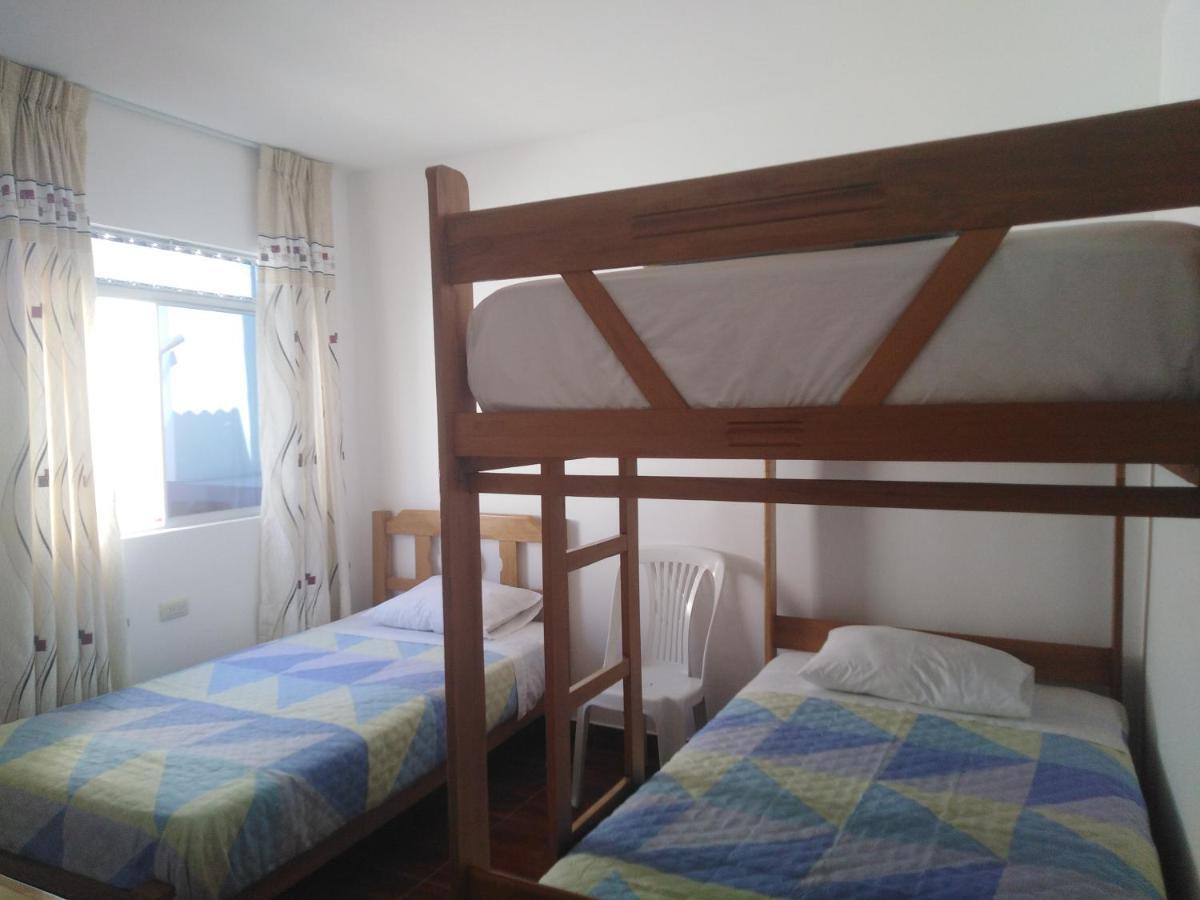 Hospedaje El Buen Samaritano 帕拉卡斯 外观 照片